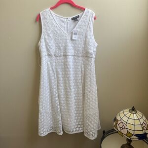 NWT A pea in a Pod dress in white lace dress Size L $168